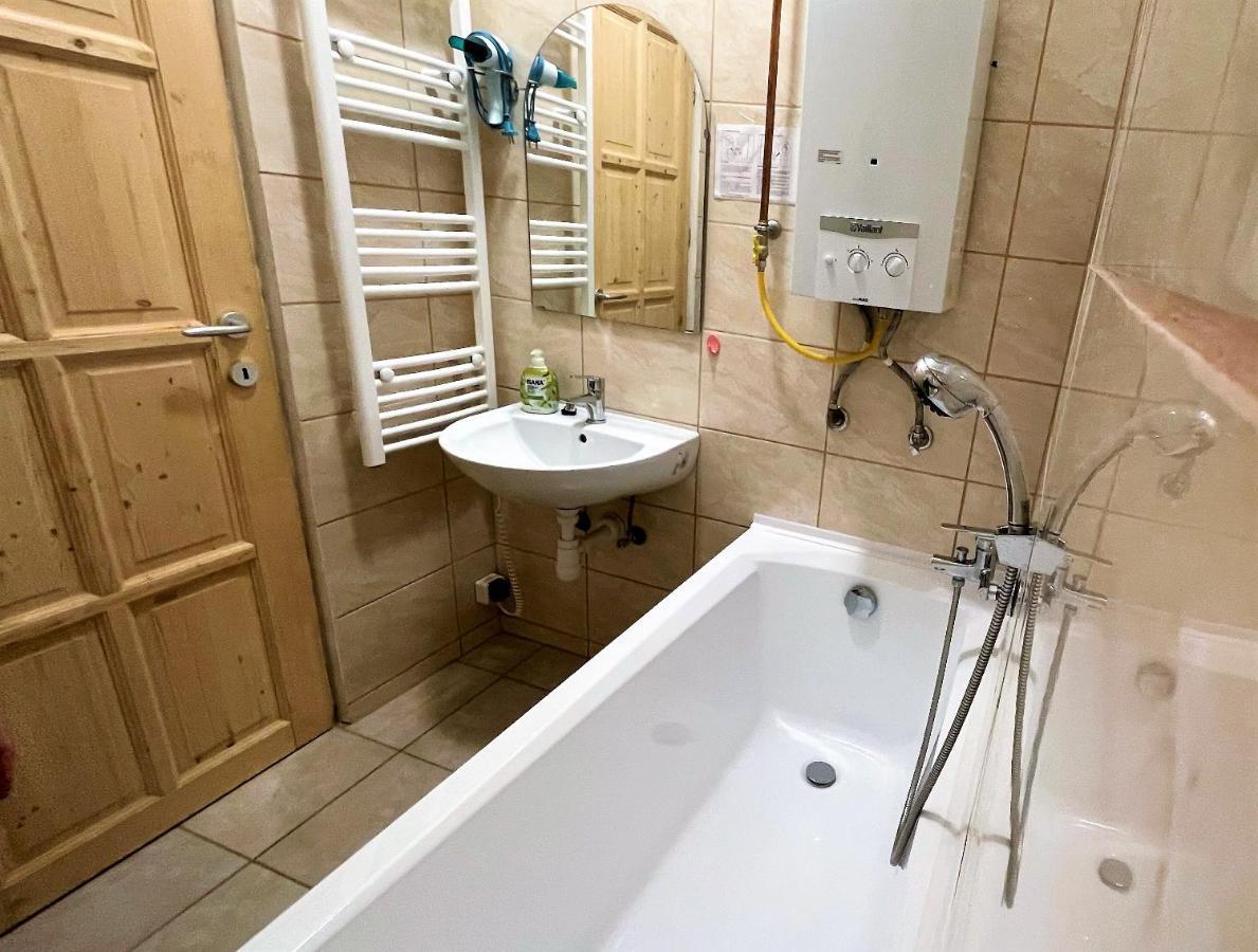 Evi Apartman เอ็กเกอร์ ภายนอก รูปภาพ